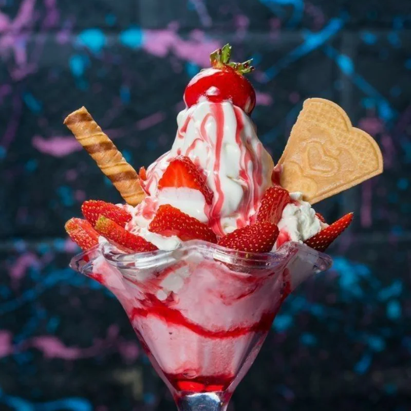 Strawberry Sundae